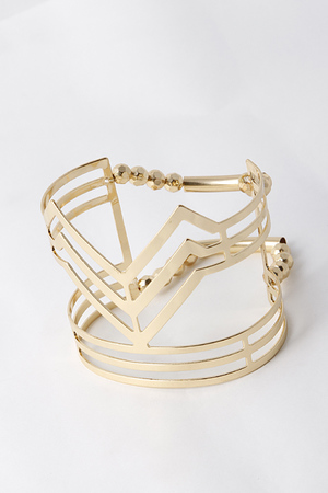 V Shape Flat Bar Cutout Arm Bracelet 5FBH10